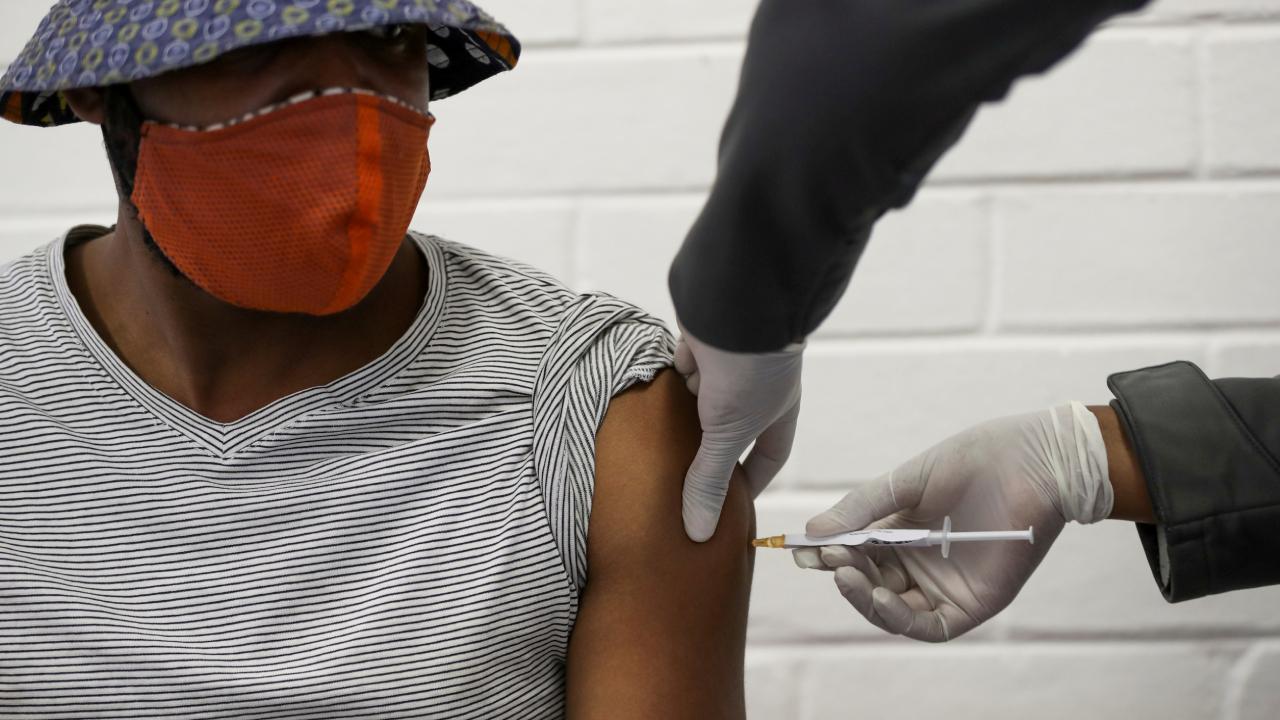 Afrika koronavirüs aşısı