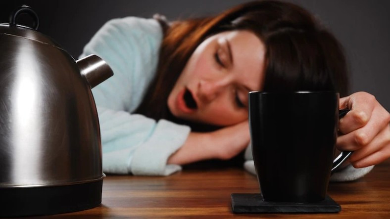 Bilim İnsanlarına Göre Uyku İhtiyacınızı Kahveyle Gidermeye Çalışmamalısınız