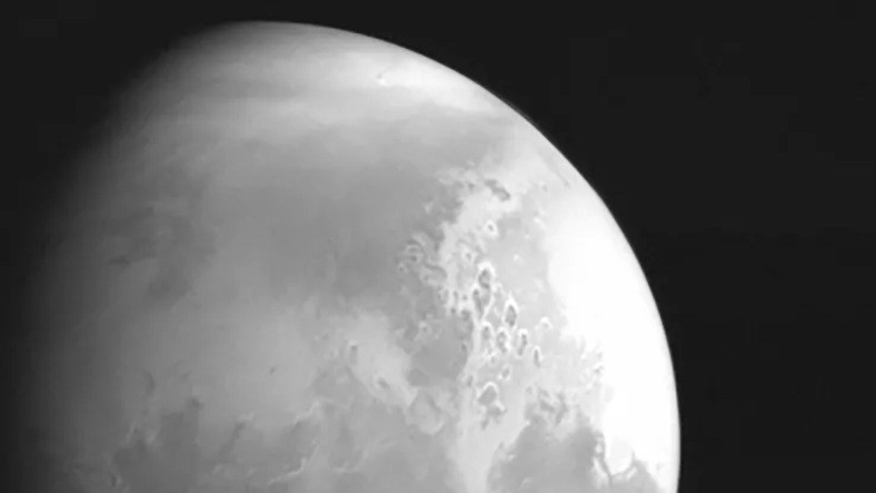 Çin'in Mars Keşif Aracı Tianwen-1'den İlk Mars Fotoğrafı Geldi