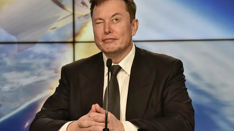 Elon Musk: 3. Dünya Savaşı'ndan Önce Mars'a Yerleşmeliyiz