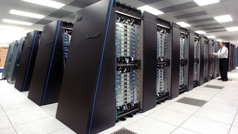 IBM, Açık Kaynaklı Yazılım ile Kuantum Bilgisayarları 100 Kat Hızlandırmayı Vadediyor