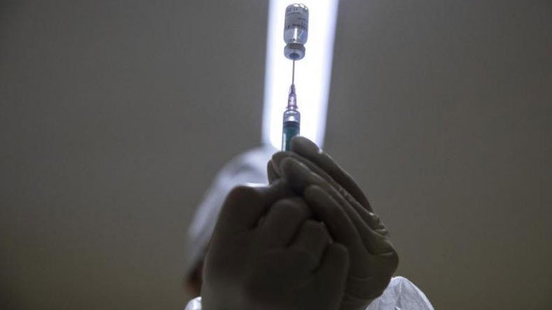 Rusya, Üçüncü Koronavirüs Aşısı CoviVac'ı Onayladı