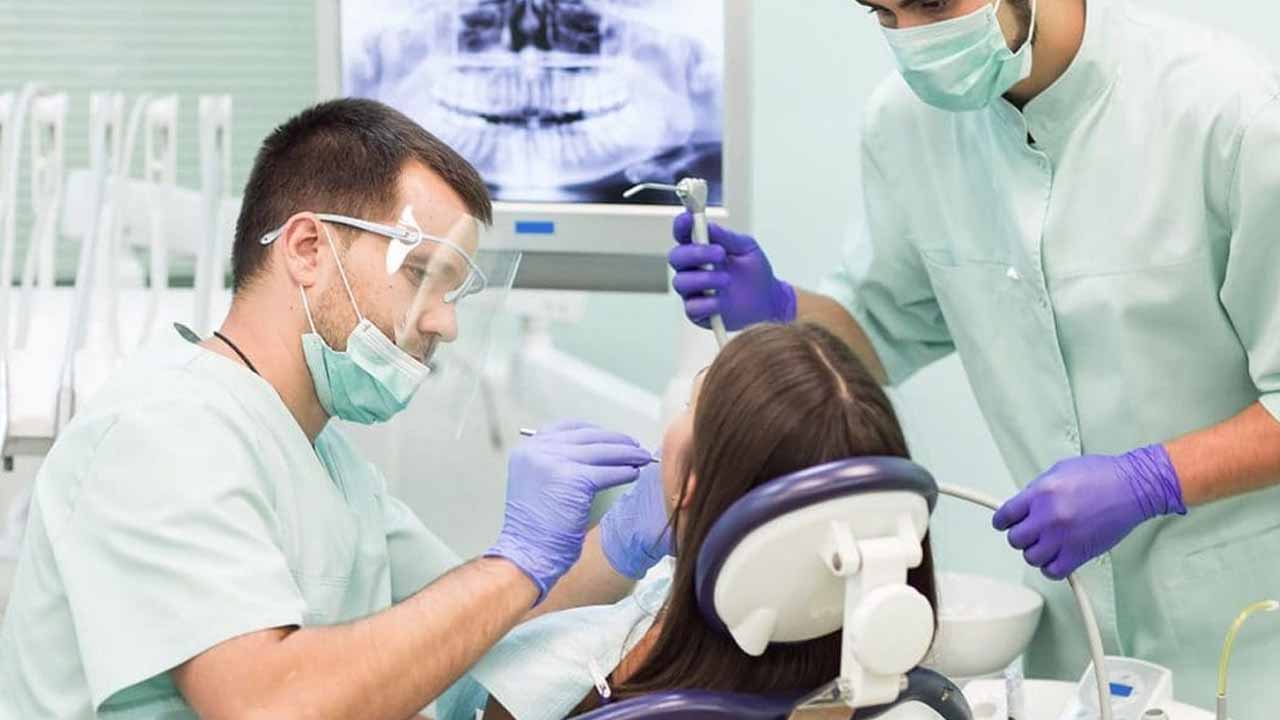 Diş hekimliği asistanlığı