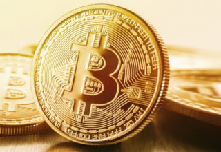 Bitcoin’in Piyasa Hacmi 1 Trilyon Doları Geçti