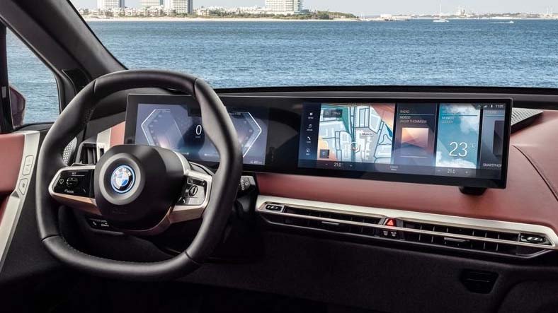 BMW, 'iDrive 8' İsimli Bilgi ve Eğlence Sistemini Duyurdu