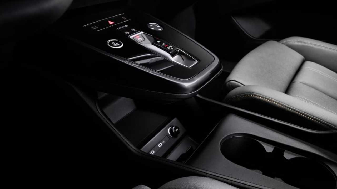 Audi Q4 e-tron 5