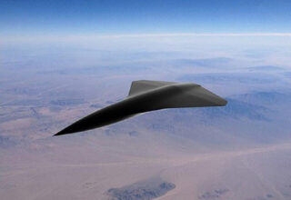 Otonom ya da Uzaktan Kontrollü Kullanılabilen Süpersonik Savaş Drone’u Arrow Tanıtıldı