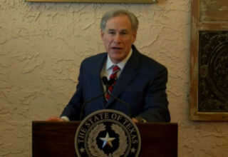 Teksas Valisi, Maske Zorunluluğunu Kaldırıp Eyaleti Tamamen Açtı