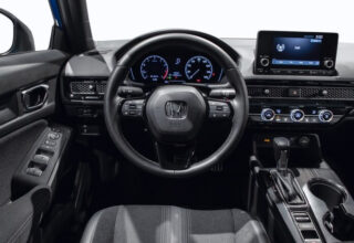 2022 Honda Civic’in Sürücüsünü Krallar Gibi Hissettirecek İç Mekan Fotoğrafları
