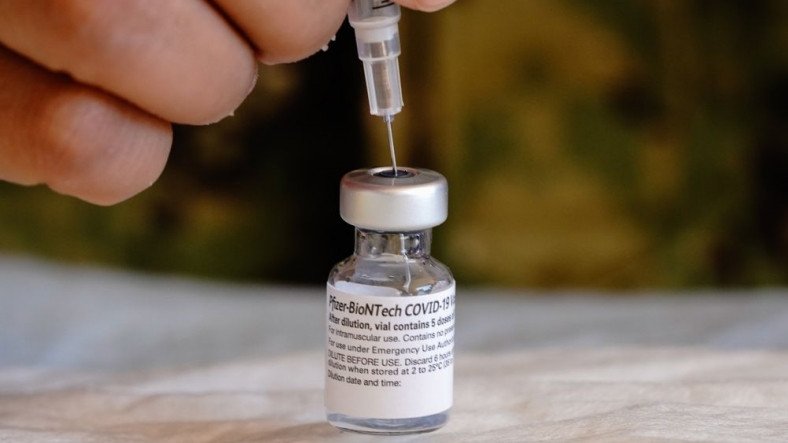 BioNTech/Pfizer Koronavirüs Aşısının Yeni Etkinlik Oranı Açıklandı