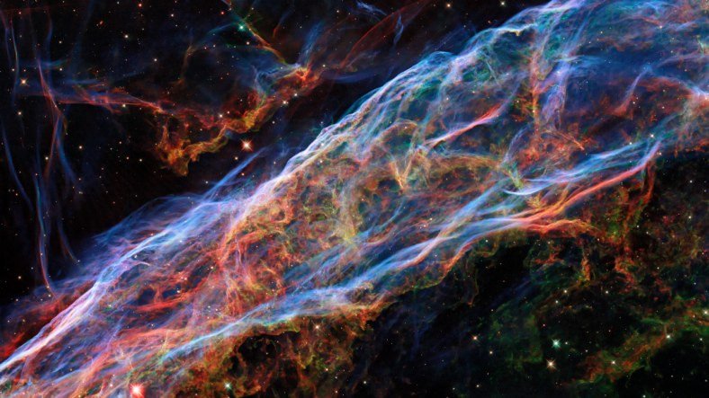 NASA, Peçe Bulutsusu'nun Muhteşem Bir Görüntüsünü Paylaştı