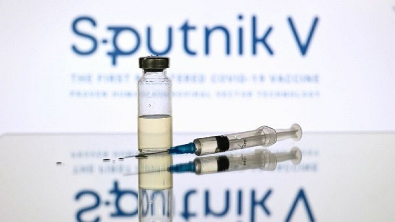 Rus Koronavirüs Aşısı Sputnik V'i Türkiye'de Hangi Şirketin Üreteceği Belli Oldu