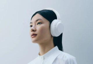Sony, Popüler Kablosuz Kulaklığı WH-1000XM4’ün Sınırlı Üretim “Silent White” Versiyonunu Duyurdu