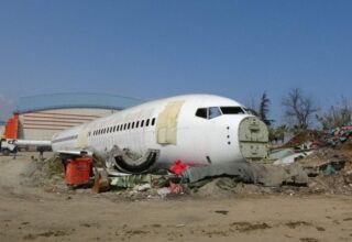 Trabzon’da Pistten Çıkan Uçağın Pide Salonu Olmasına Sosyal Medyadan Gelen Tepkiler