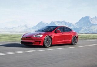 Elon Musk, Tesla Model S Plaid’in Teslimatının Ertelendiğini Duyurdu