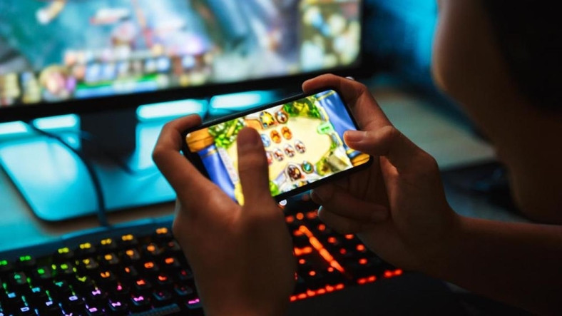Gamepad ile Oynarken Eğlencenin Dibine Vuracağınız 13 Mobil Oyun Tavsiyesi