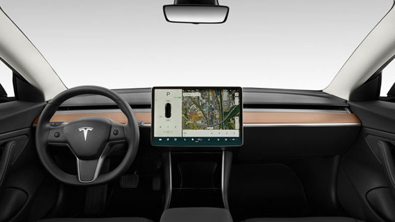 Tesla'dan Çok Tartışılacak Karar: Sürücüler, Kabin Kamerası ile İzlenecek