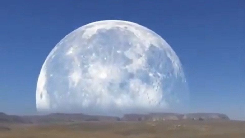 Üsküdar Üniversitesi Rektörü, Sahte Ay Videosundaki Olayın Gerçek Olduğunu İddia Etti