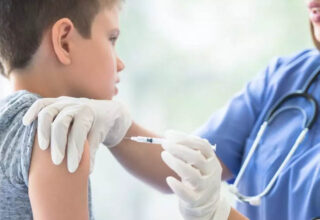 Uzmanlara Göre Türkiye’de Çocuklara COVID-19 Aşısı Ne Zaman Yapılacak?