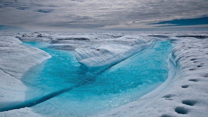 Yeni Bir Araştırma, Grönland'daki Buzul Erimesinin Temel Nedenlerini Ortaya Koydu
