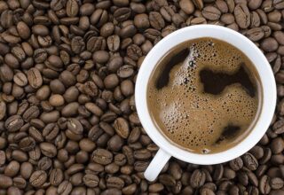 Yeni Bir Araştırmaya Göre Düzenli ve Kararında Kahve İçmek Ömrü Uzatıyor