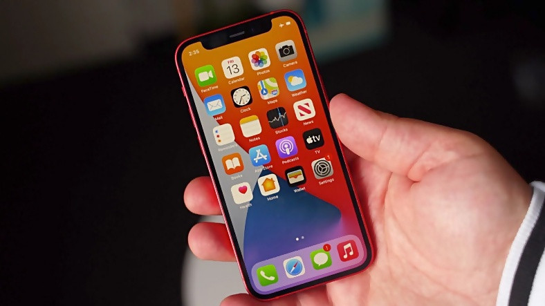 Apple, İstediği Verimi Alamadığı iPhone 12 mini'nin Üretimini Durduruyor