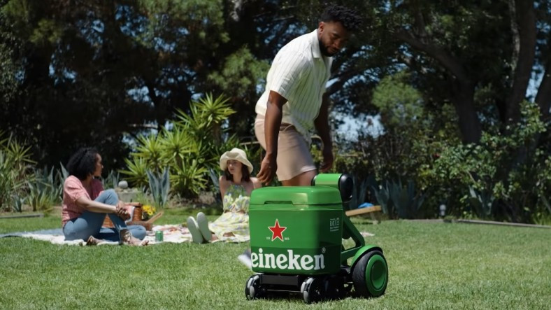 Heineken'den Pikniklerin Vazgeçilmezi Olacak Akıllı İçecek Soğutucu [Video]