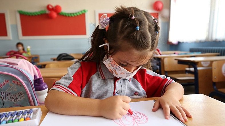 Milli Eğitim Bakanı Ziya Selçuk, 'Telafi Eğitimi'nin Neden Yapıldığını Açıkladı