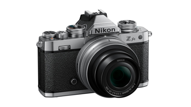Nikon, Tasarımıyla Zamanda Yolculuk Yapan Aynasız Fotoğraf Makinesi 'Z fc'yi Duyurdu