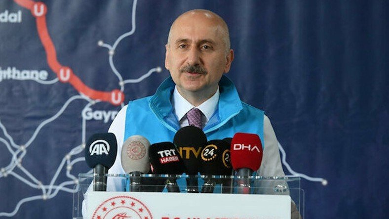 Ulaştırma ve Altyapı Bakanı: Kanal İstanbul, Marmara'yı Müsilajdan Arındıracak
