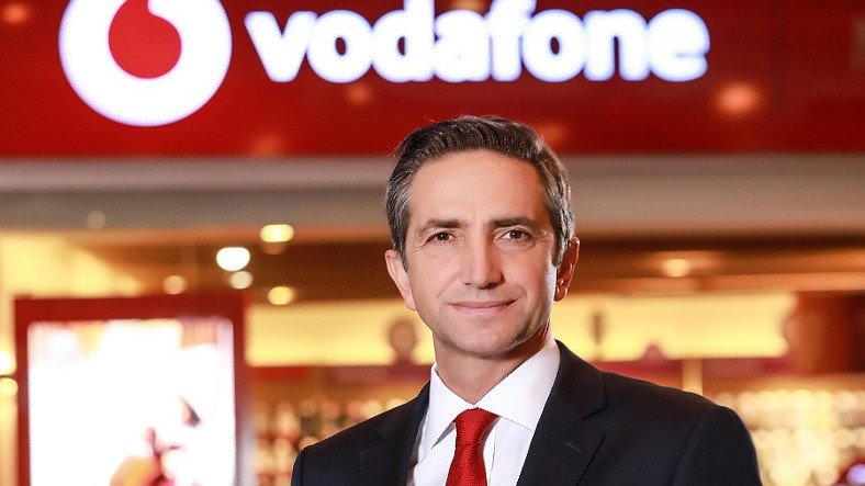 Vodafone Türkiye CEO'sundan Mobilde Ortak Altyapı Açıklaması