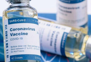 İki Doz Koronavirüs Aşısı, Delta Varyantına Yakalanma Riskini Yarıya Düşürüyor