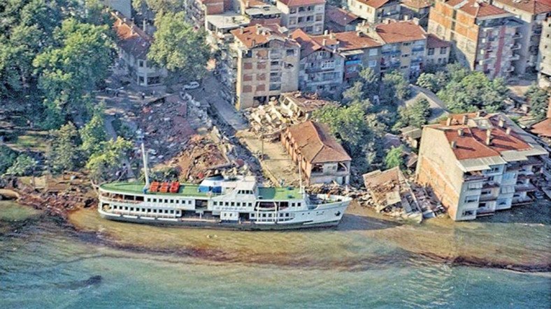 İstanbul Depremi'nden Yeni Bilgiler: 30 Milyonu Etkileyecek, 8 Yıl İçinde Olma İhtimali Çok Yüksek