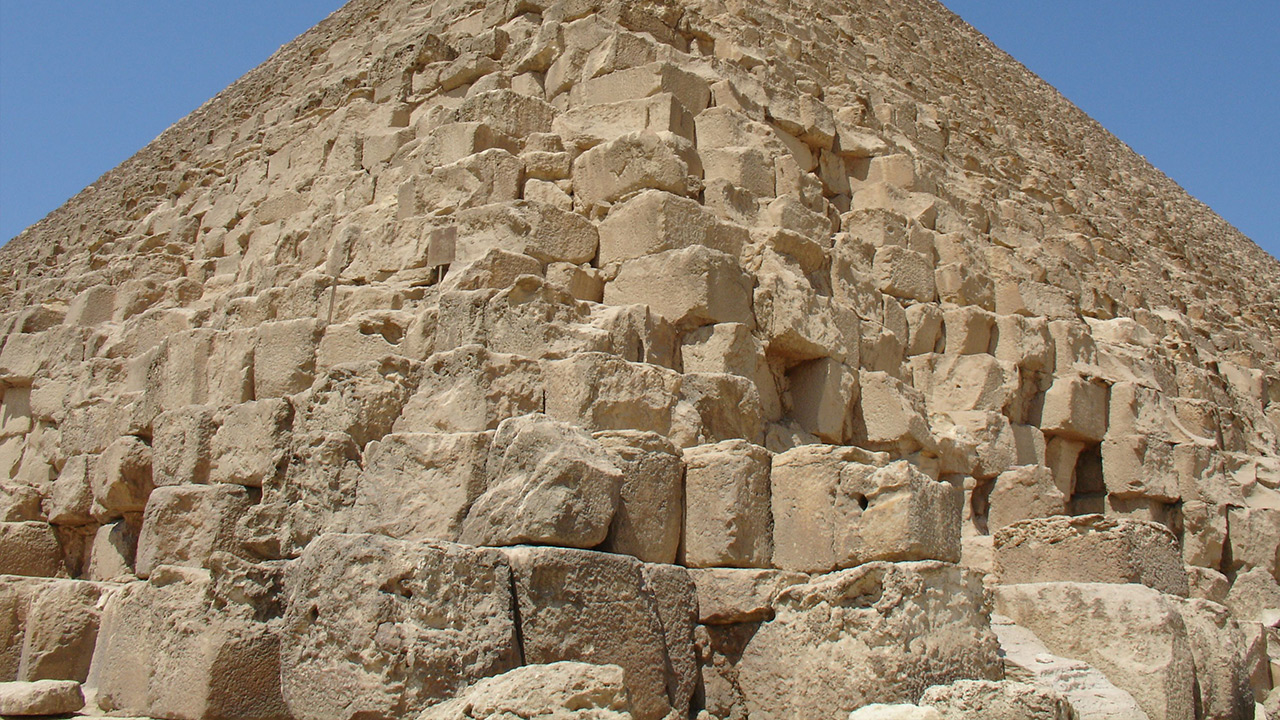 Gize piramitleri taş blok