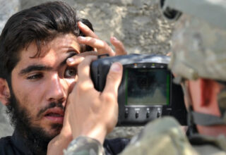 Taliban, ABD’nin HIIDE Teknolojisini Ele Geçirdi: Tüm Afgan Nüfusunun Biyometrik Verileri Artık Ellerinde