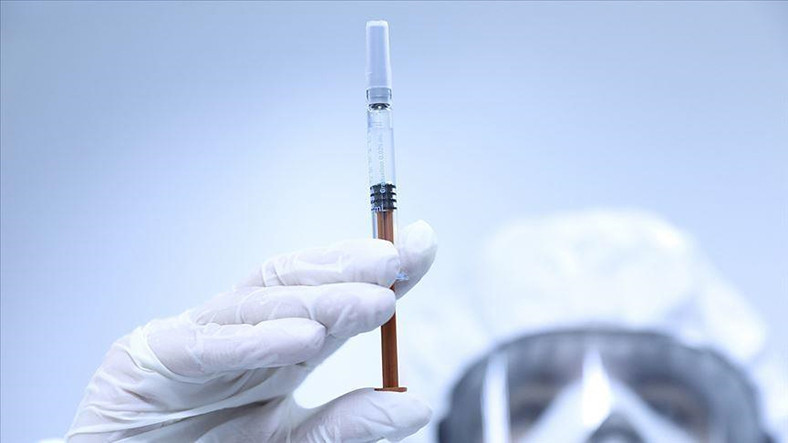 Yeni Bir Araştırma, Aşı Olanların Virüsü Bulaştırma Riskinin Arttığını Ortaya Koydu
