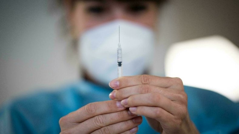 ABD İlkokul Çağındaki Çocuklara BioNTech Aşısı Uygulayabilir