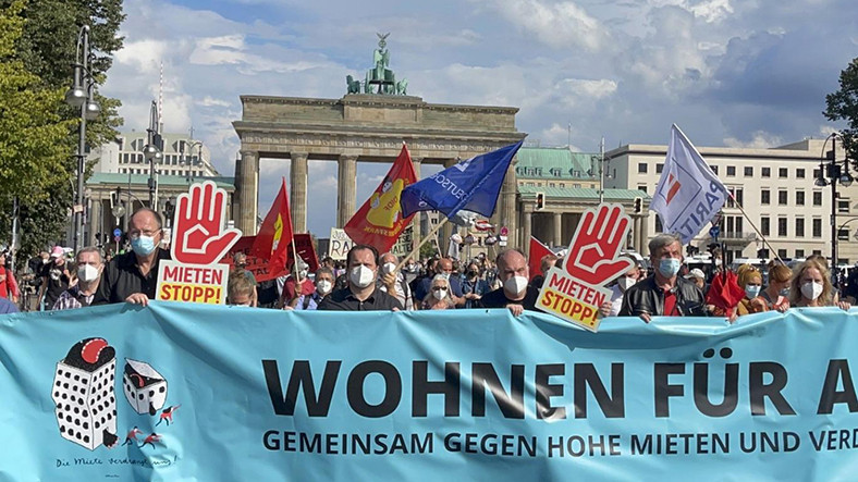 Ev Kiralarındaki Artıştan Almanya da Muzdarip: Halk Protesto Başlattı