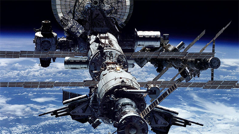 Uluslararası Uzay İstasyonu Şimdi de Farklı Bir Arızayla Karşımızda: İstasyonda Yangın Alarmı
