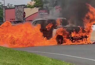 Yanan BMW X1’in Sürücüsü, Tesla Sahiplerinin Uyarısıyla Canını Zor Kurtardı