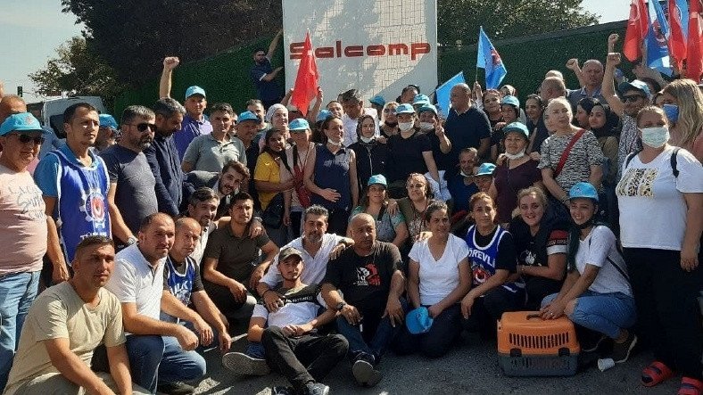 Zafer İşçilerin: Xiaomi'nin Türkiye'deki Salcomp Fabrikasında İşten Çıkarılan İşçiler İşe Geri Alınacak